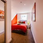 Apartment 2br Flat - Free Parking - Fast Wi-fi *