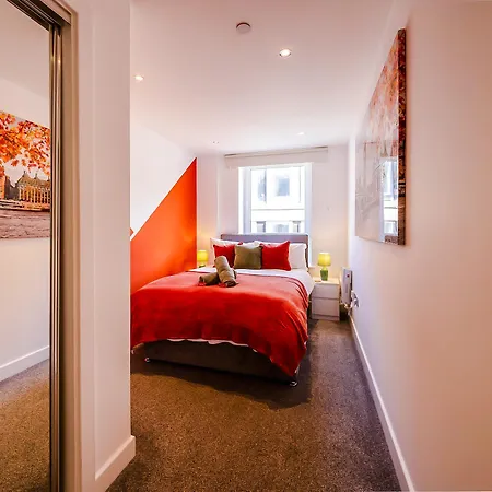 Appartement 2br Flat - Free Parking - Fast Wi-fi - Smart Tv *