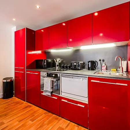 Apartament 2br Flat - Free Parking - Fast Wi-fi Bristol