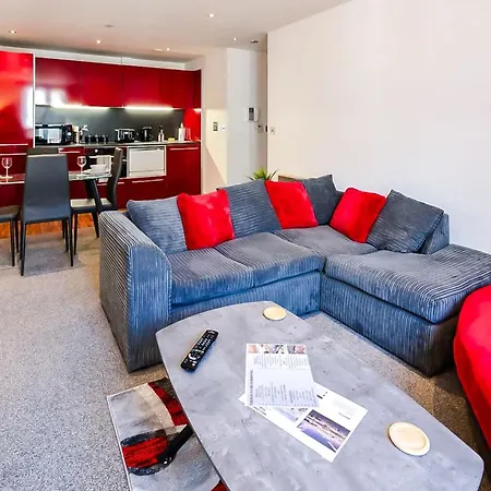 Central 2Br Flat - Free Parking - Fast Wi-Fi - Smart Tv Bristol